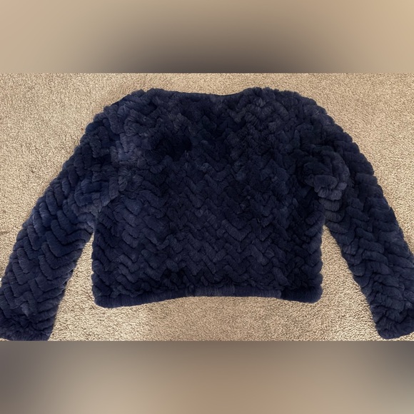 Women’s Medium Alice + Olivia Fawn Faux Fur Jacket Indigo Collarless Luxe Coat - Picture 5 of 7